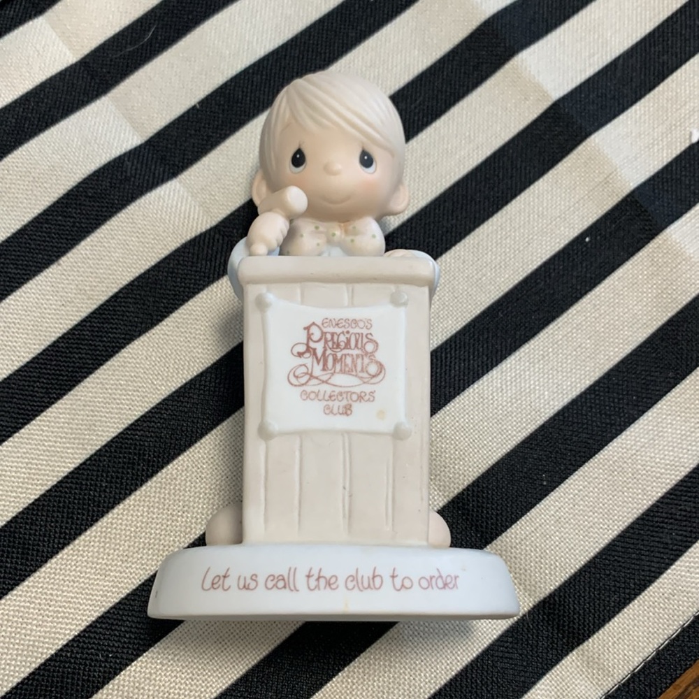 Vintage 1983 Charter Club Precious Moments Collectible